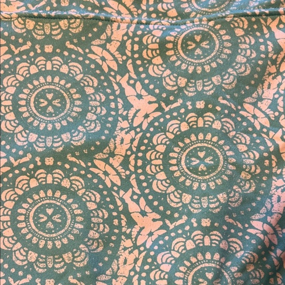 Tranquility by Colorado Clothing Green Patterned Mini Skort - Picture 2 of 7